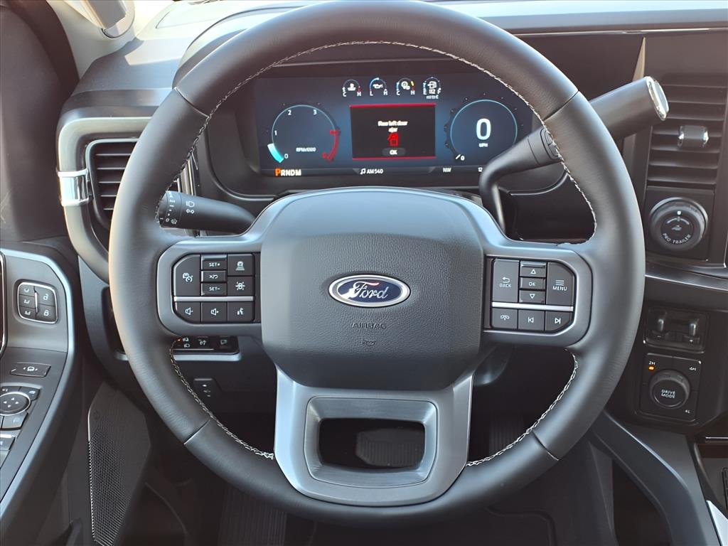New Car 2025 Ford F-350 Super Duty  Lariat Drw For Sale Under $90,000 In Bastrop, Texas