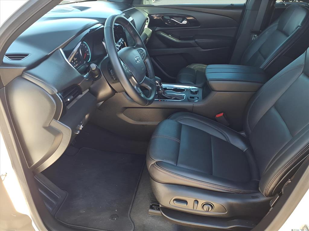 Used Car 2023 Chevrolet Traverse  Rs For Sale Under $40,000 In Bastrop, Texas