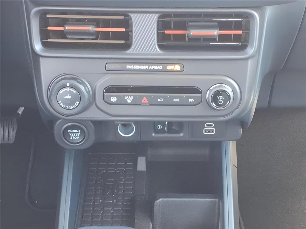 New Car 2025 Ford Maverick  Lariat For Sale Under $50,000 In Bastrop, Texas