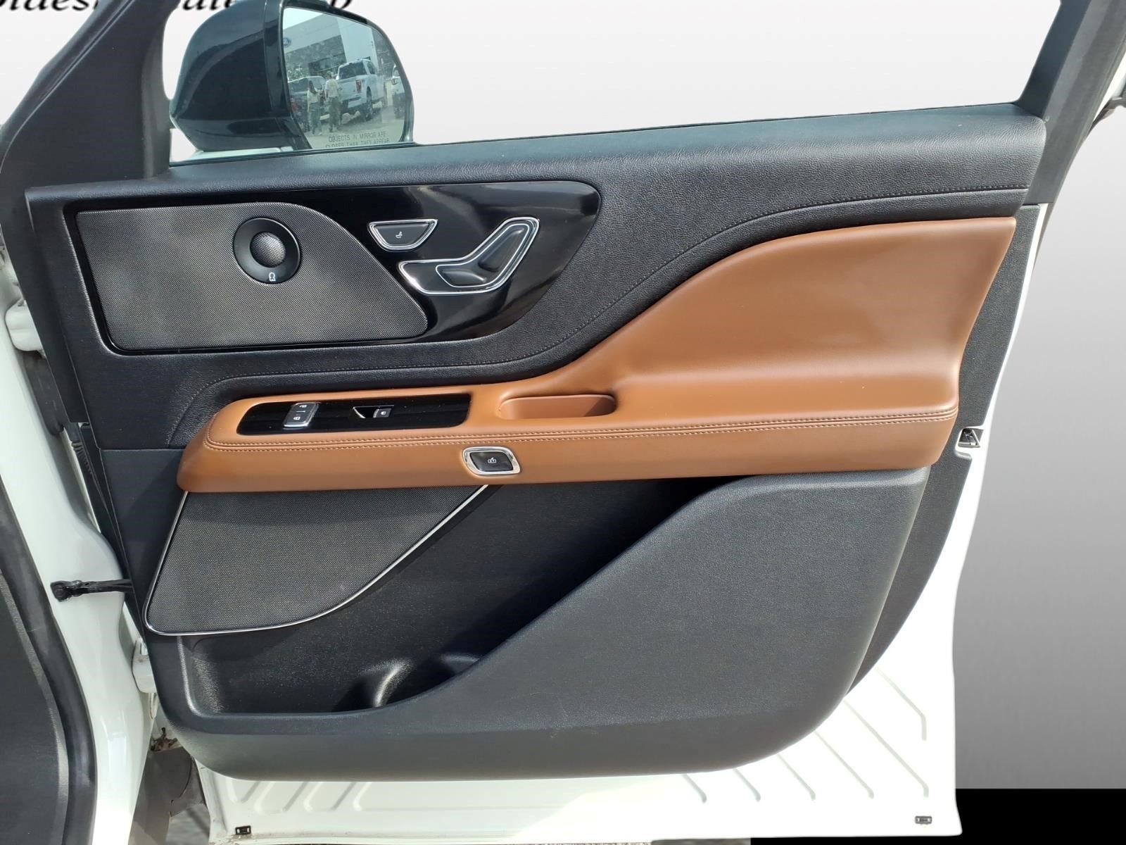 Used Car 2023 Lincoln Aviator  Reserve For Sale Under $50,000 In Bastrop, Texas