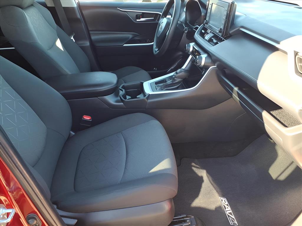 Used Car 2021 Toyota Rav4  Xle For Sale Under $30,000 In Bastrop, Texas