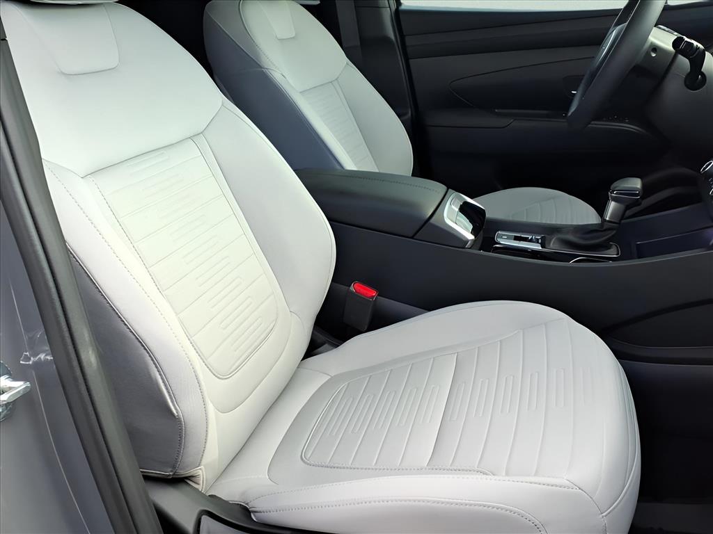 Used Car 2025 Hyundai Santa Cruz  Se For Sale Under $30,000 In Bastrop, Texas