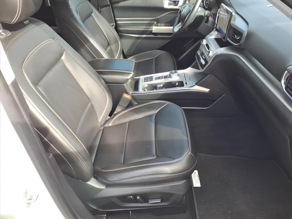 Used Car 2022 Ford Explorer  Xlt For Sale Under $30,000 In Bastrop, Texas