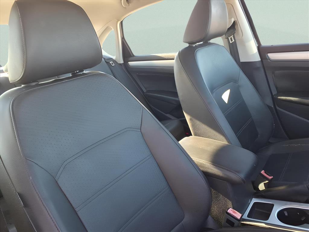 Used Car 2013 Volkswagen Passat  Tdi Se For Sale Under $10,000 In Bastrop, Texas