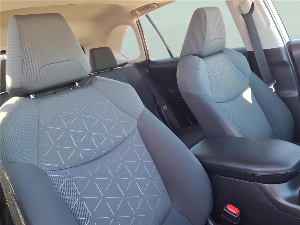 Used Car 2021 Toyota Rav4  Xle For Sale Under $30,000 In Bastrop, Texas