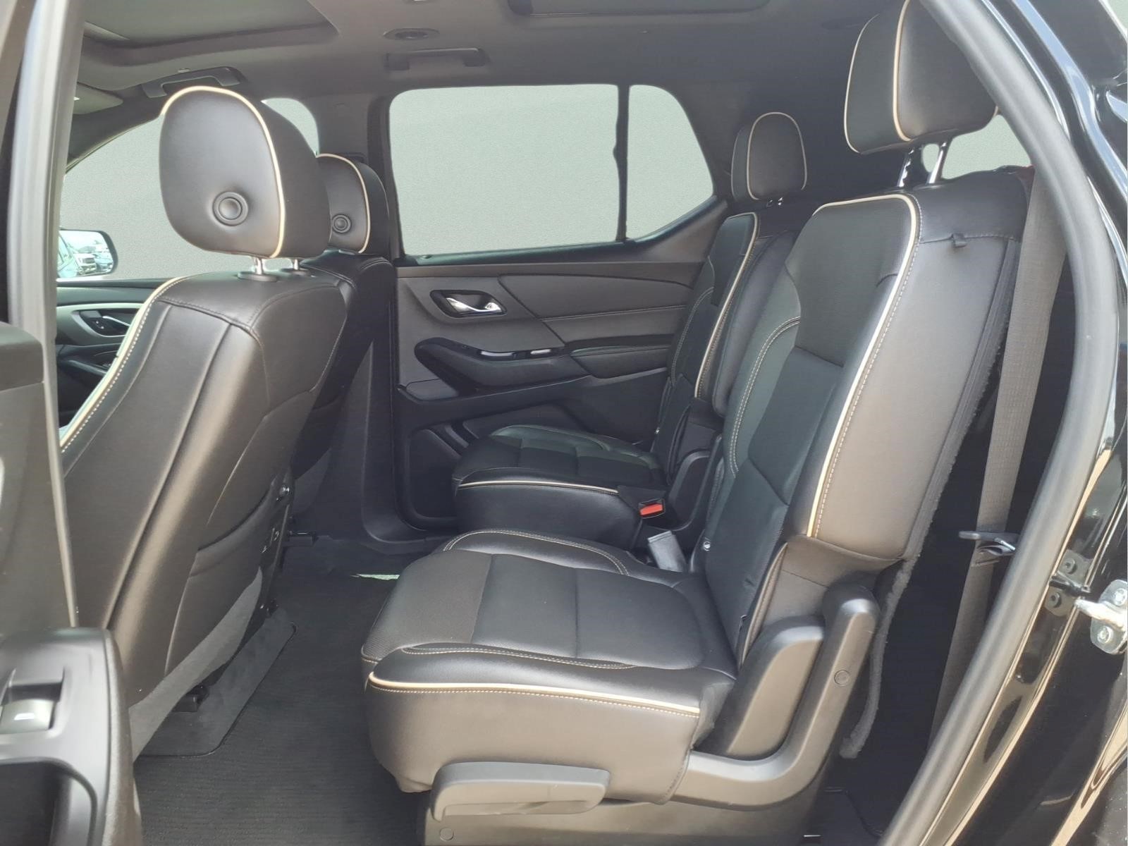 Used Car 2023 Chevrolet Traverse  Premier For Sale Under $30,000 In Bastrop, Texas