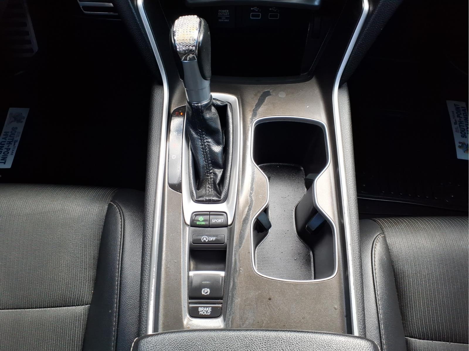 Used Car 2021 Honda Accord  Sport For Sale Under $25,000 In Bastrop, Texas