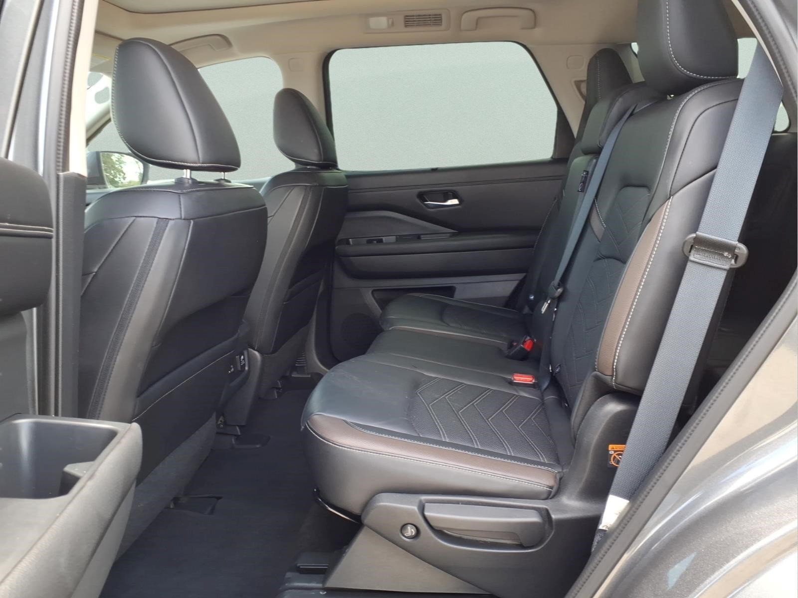 Used Car 2024 Nissan Pathfinder  Platinum For Sale Under $40,000 In Bastrop, Texas