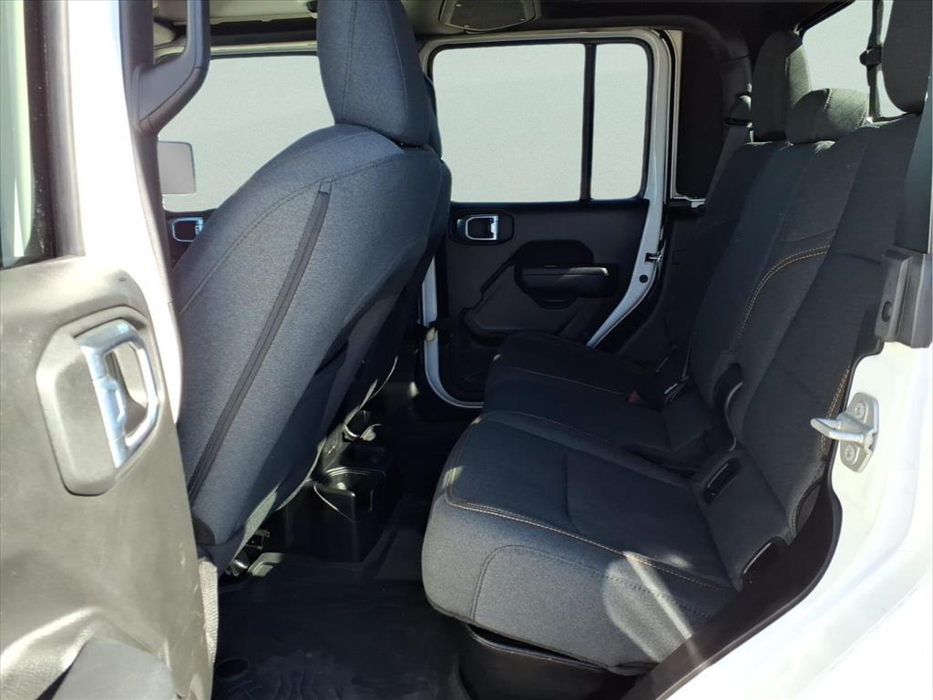 Used Car 2024 Jeep Gladiator  Willys For Sale Under $40,000 In Bastrop, Texas