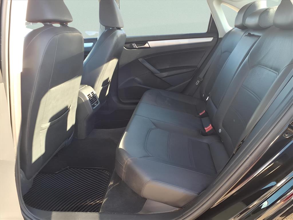 Used Car 2013 Volkswagen Passat  Tdi Se For Sale Under $10,000 In Bastrop, Texas