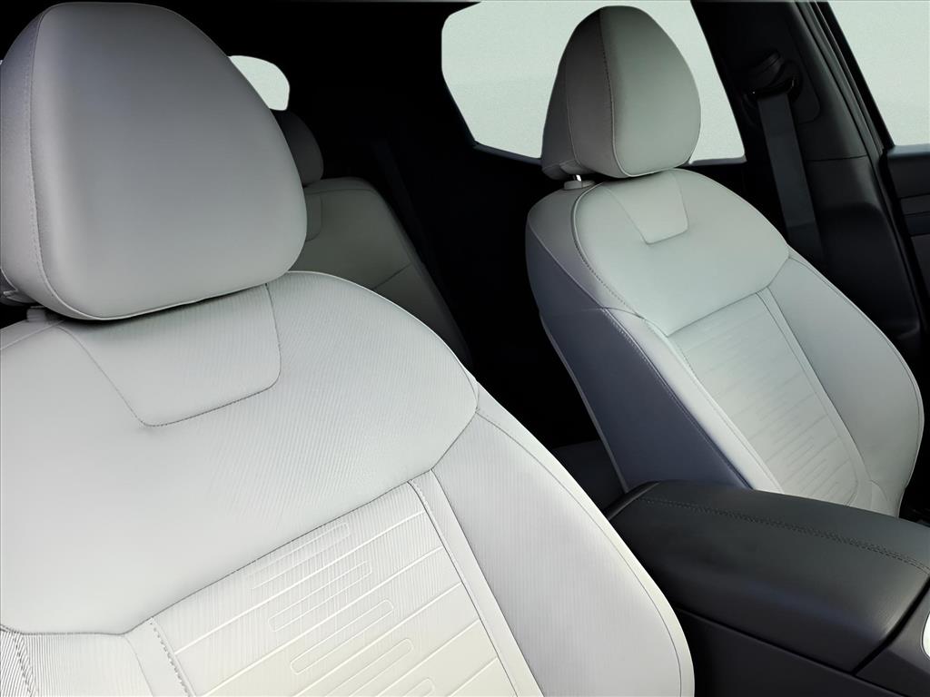 Used Car 2025 Hyundai Santa Cruz  Se For Sale Under $30,000 In Bastrop, Texas