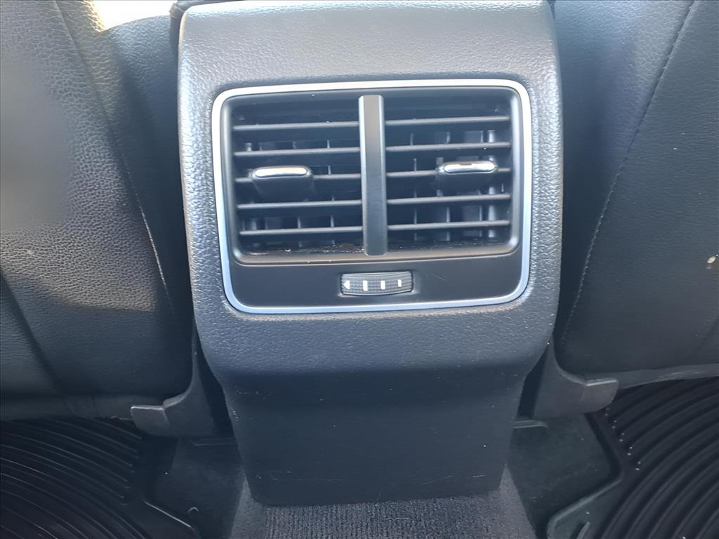 Used Car 2013 Volkswagen Passat  Tdi Se For Sale Under $10,000 In Bastrop, Texas