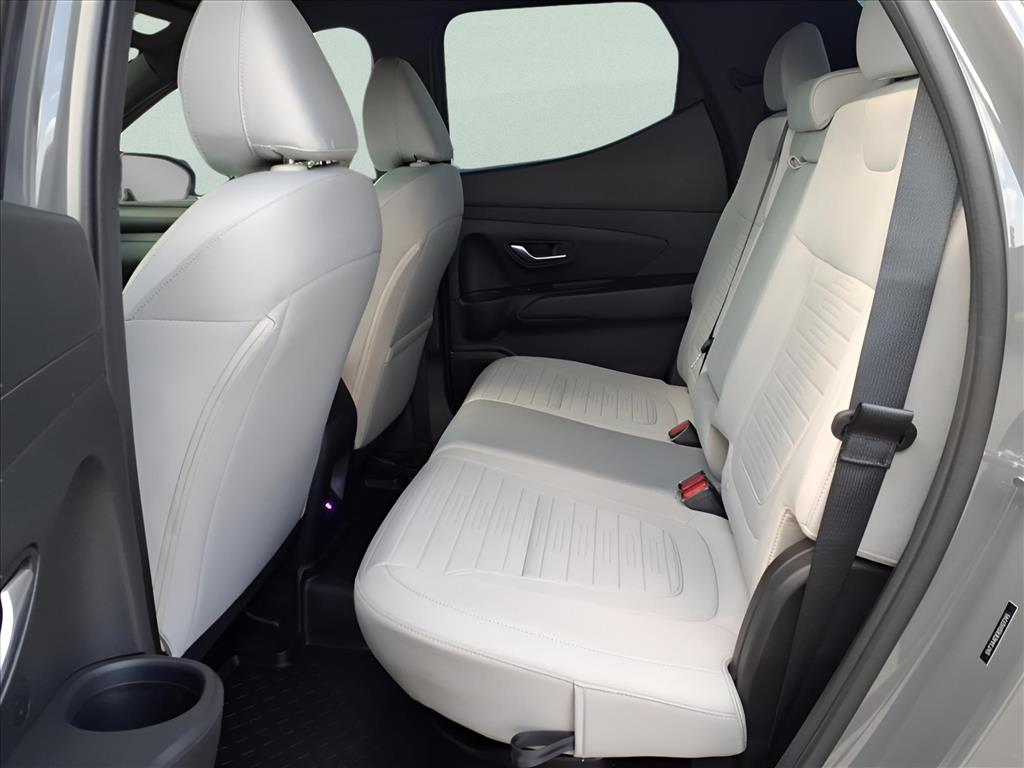 Used Car 2025 Hyundai Santa Cruz  Se For Sale Under $30,000 In Bastrop, Texas