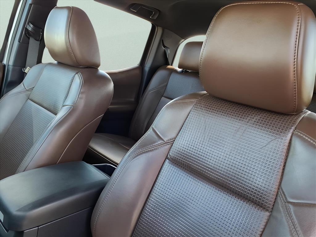 Used Car 2017 Toyota Tacoma  Limited V6 For Sale Under $20,000 In Bastrop, Texas