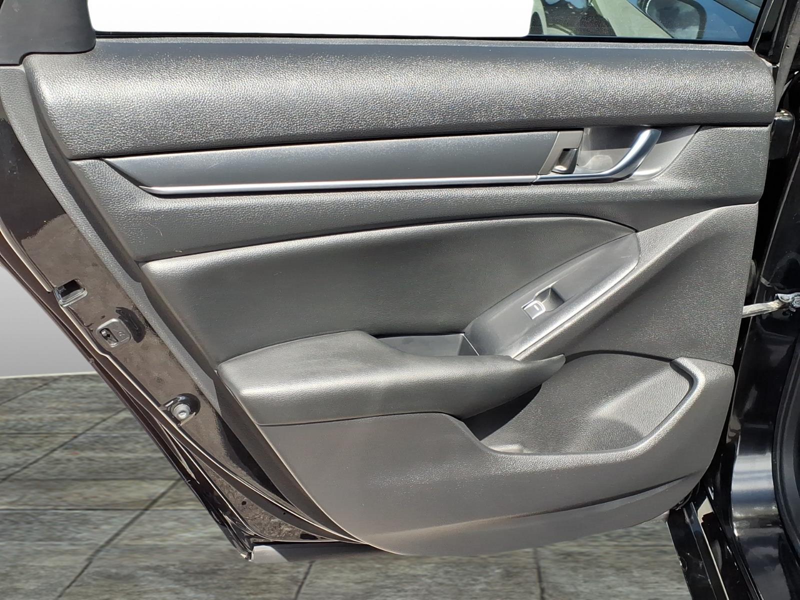 Used Car 2020 Honda Accord  Sport 2.0t For Sale Under $30,000 In Bastrop, Texas