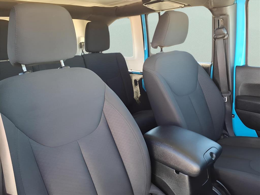 Used Car 2018 Jeep Wrangler Jk Unlimited  Unlimited Sport For Sale Under $25,000 In Bastrop, Texas