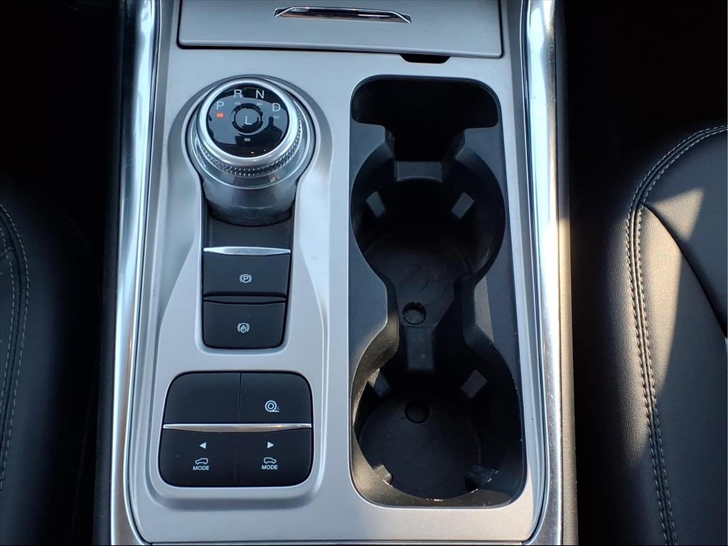 Used Car 2022 Ford Explorer  Xlt For Sale Under $30,000 In Bastrop, Texas