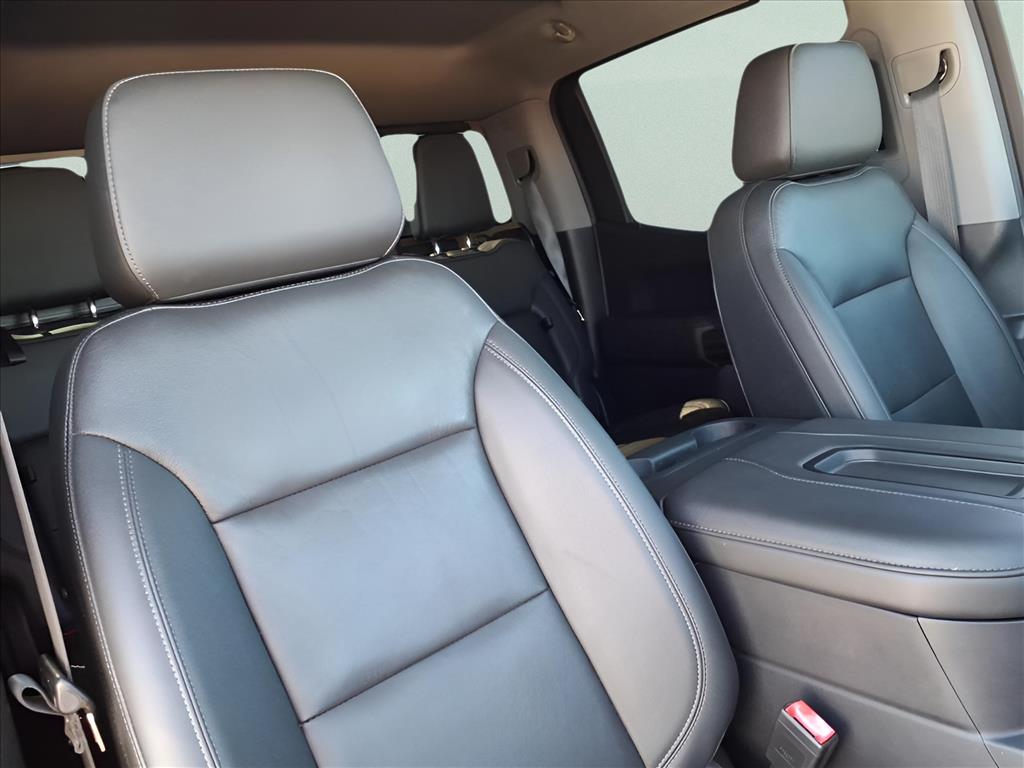 Used Car 2021 Chevrolet Silverado 1500  Lt Trail Boss For Sale Under $40,000 In Bastrop, Texas