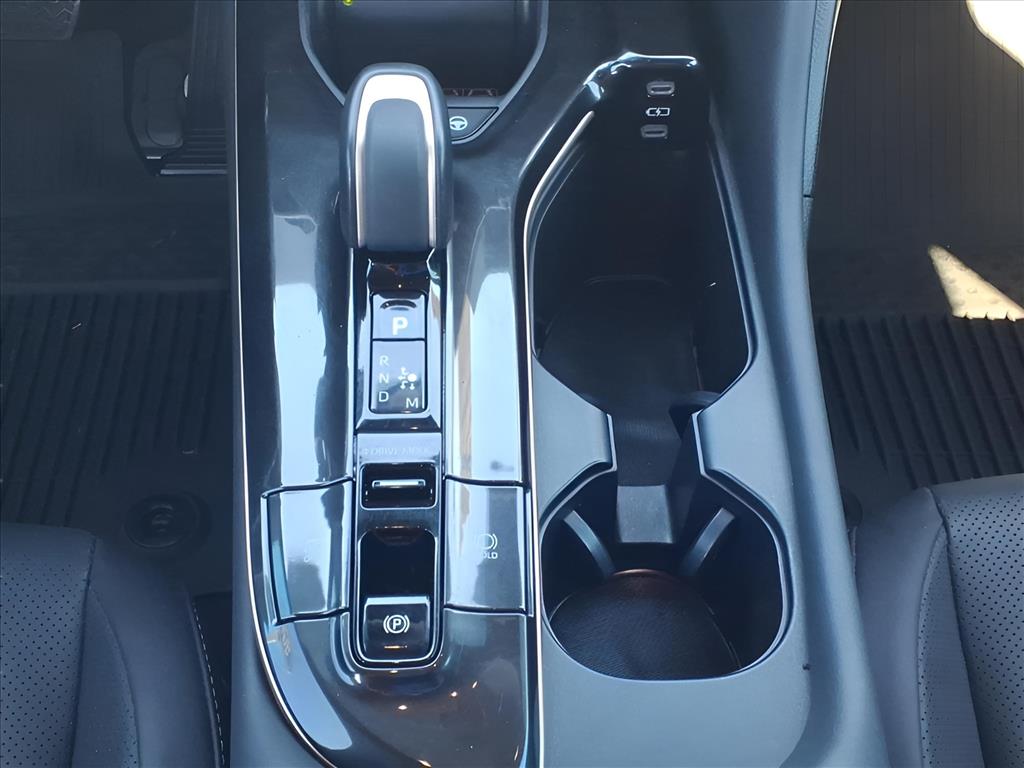 Used Car 2024 Toyota Crown  Platinum For Sale Under $50,000 In Bastrop, Texas