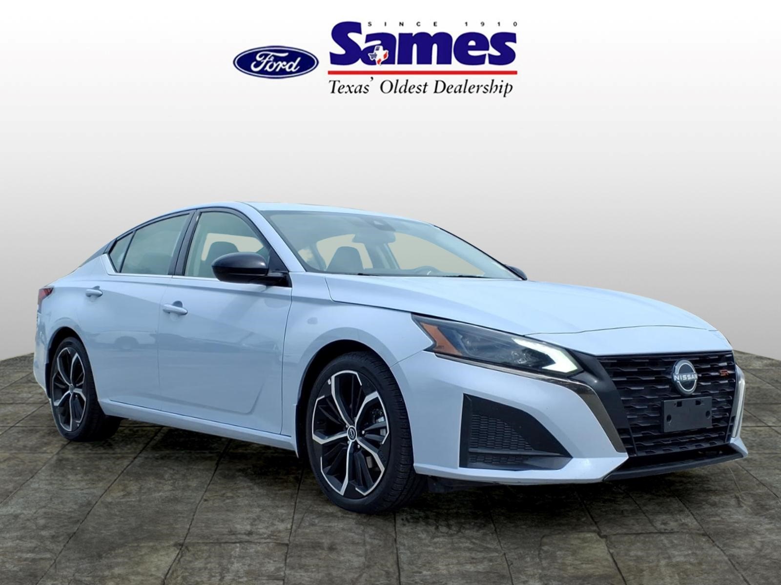 Used Car 2023 Nissan Altima  2.5 Sr For Sale Under $20,000 In Bastrop, Texas