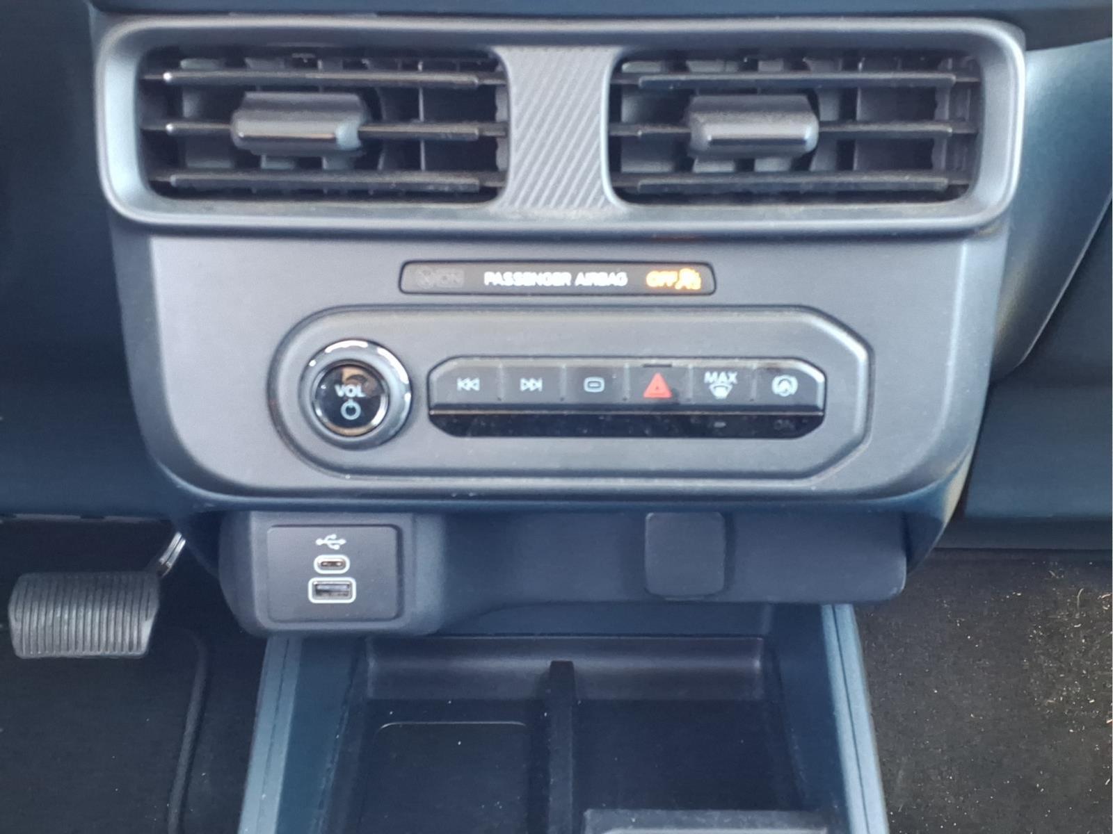 Used Car 2025 Ford Maverick  Xl Hybrid For Sale Under $30,000 In Bastrop, Texas