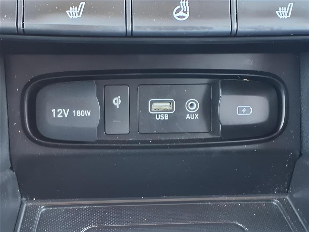 Used Car 2020 Hyundai Santa Fe  Limited For Sale Under $25,000 In Bastrop, Texas