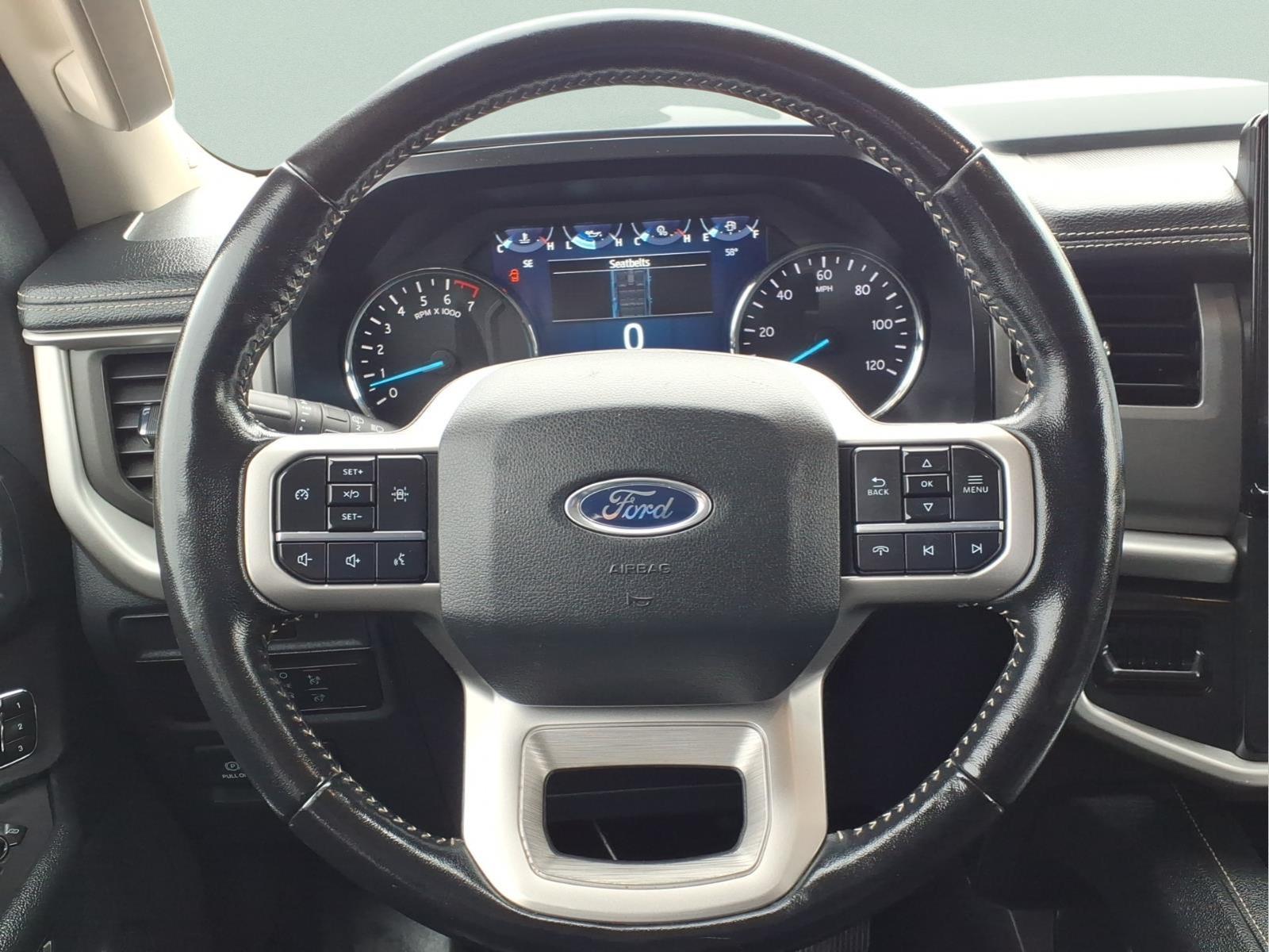 Used Car 2022 Ford Expedition Max  Xlt For Sale Under $40,000 In Bastrop, Texas