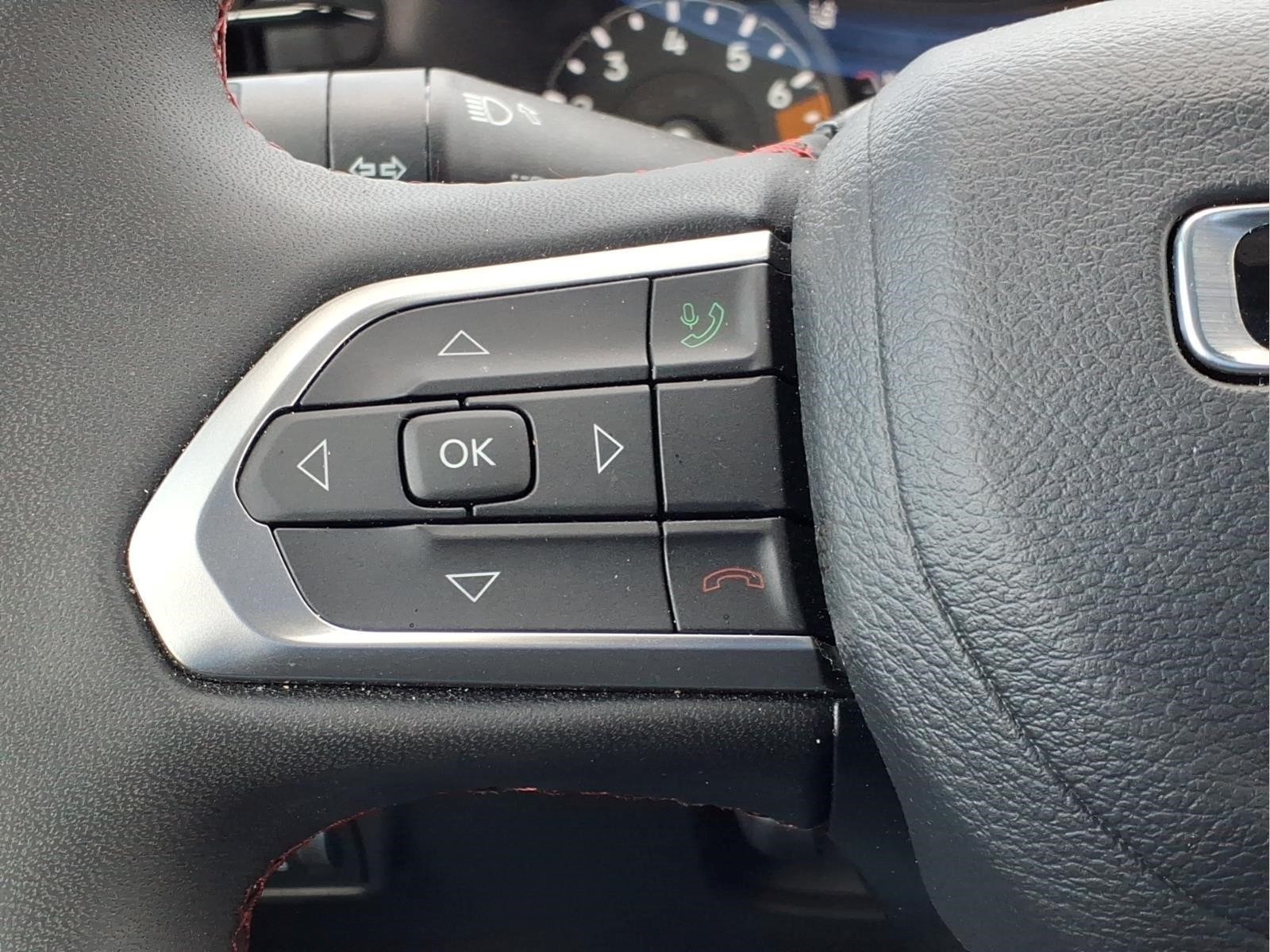 Used Car 2025 Jeep Compass  Trailhawk For Sale Under $30,000 In Bastrop, Texas