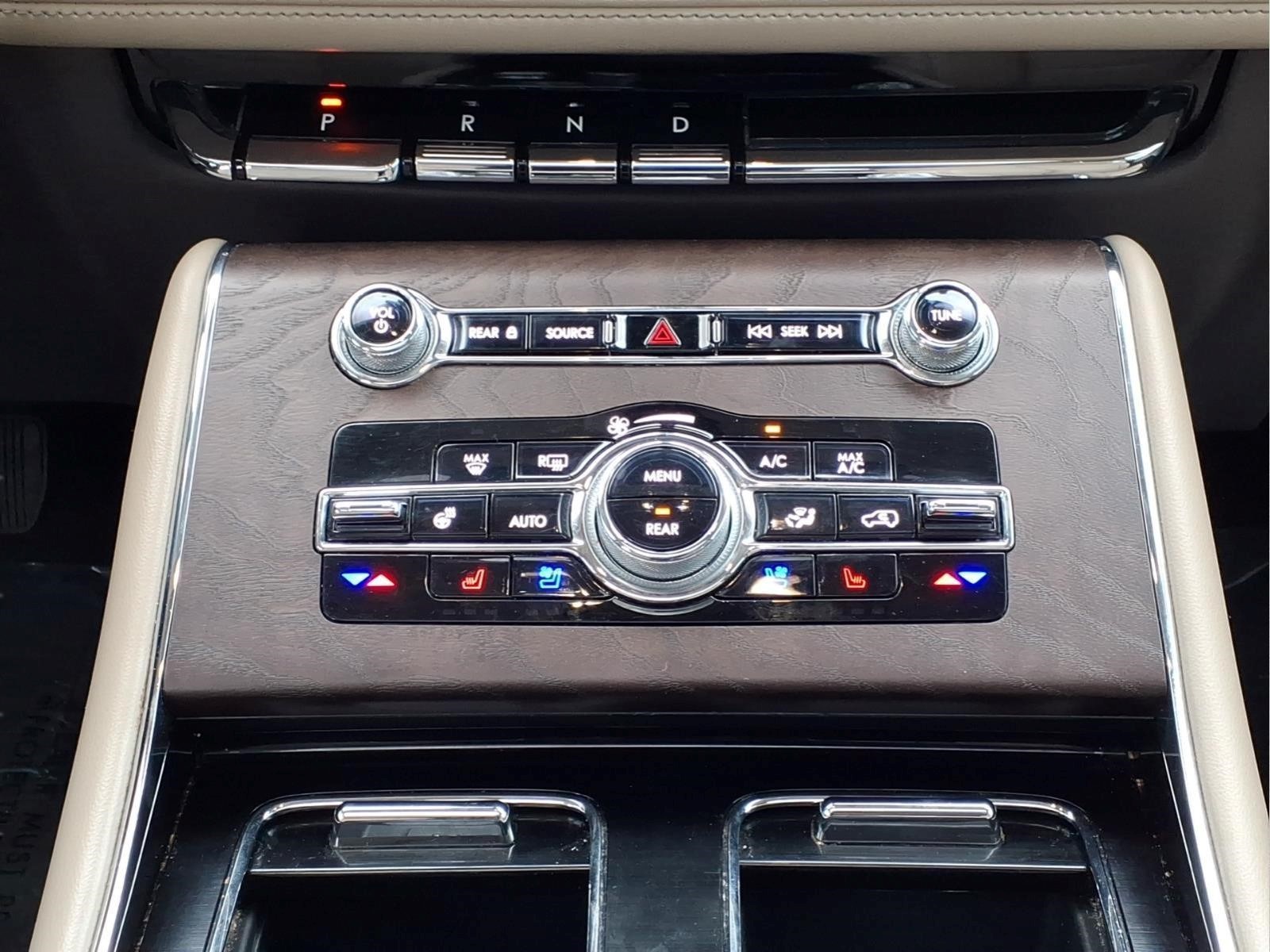 Used Car 2022 Lincoln Aviator  Reserve For Sale Under $30,000 In Bastrop, Texas