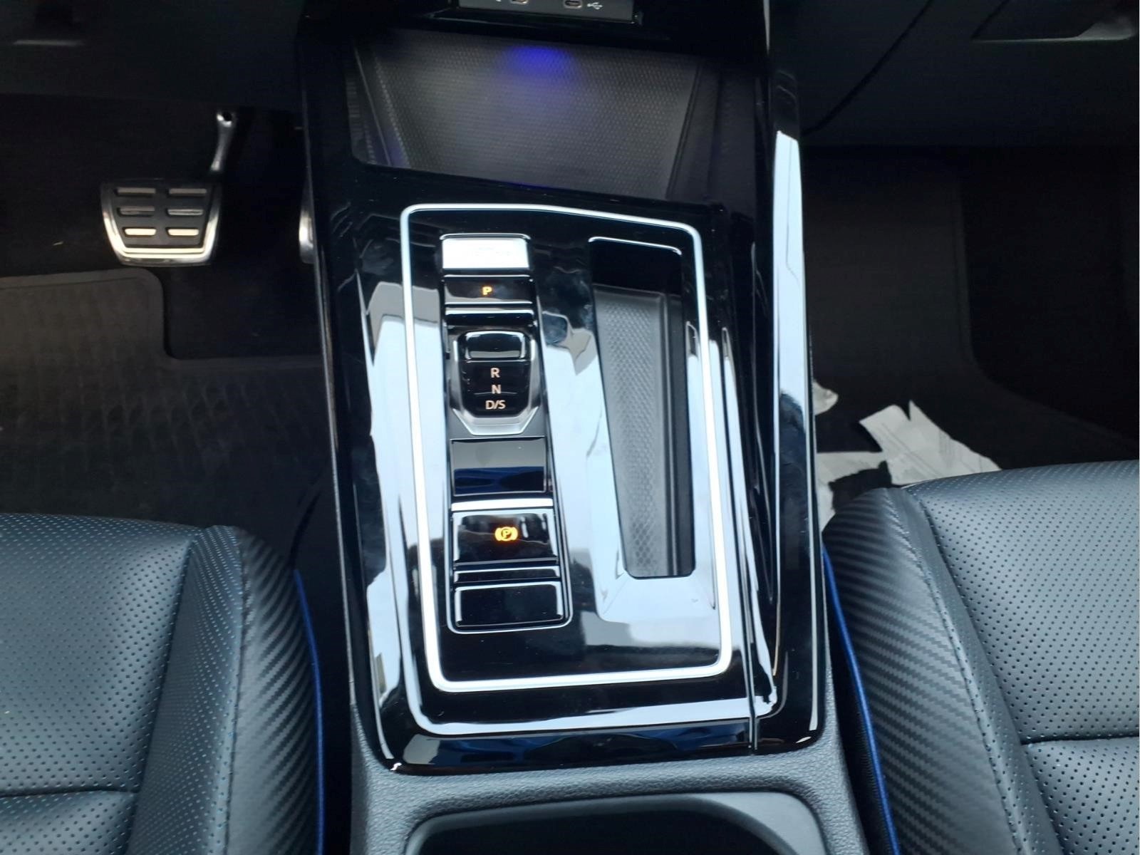 Used Car 2024 Volkswagen Golf R  2.0t For Sale Under $50,000 In Bastrop, Texas