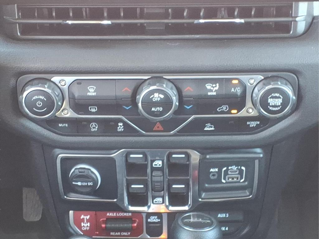 Used Car 2024 Jeep Gladiator  Willys For Sale Under $40,000 In Bastrop, Texas