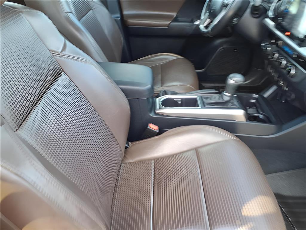 Used Car 2017 Toyota Tacoma  Limited V6 For Sale Under $20,000 In Bastrop, Texas