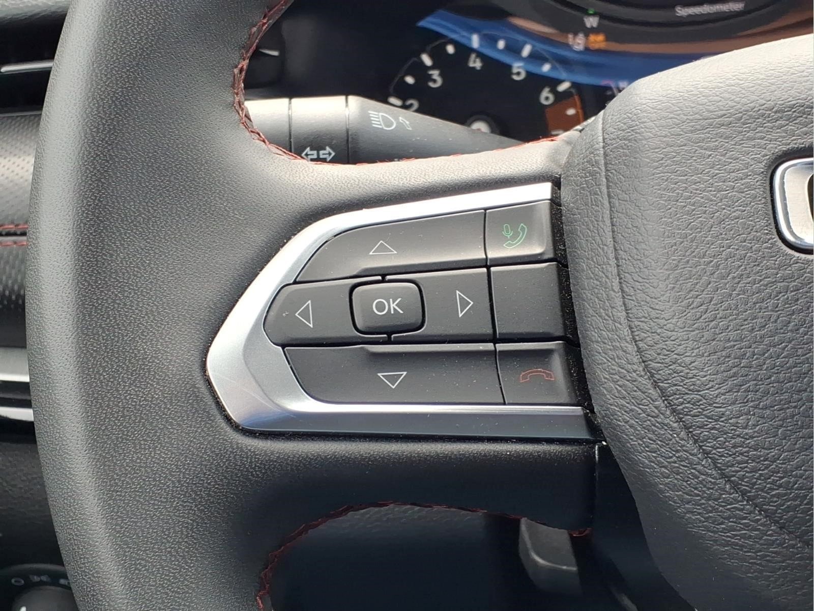 Used Car 2025 Jeep Compass  Trailhawk For Sale Under $30,000 In Bastrop, Texas