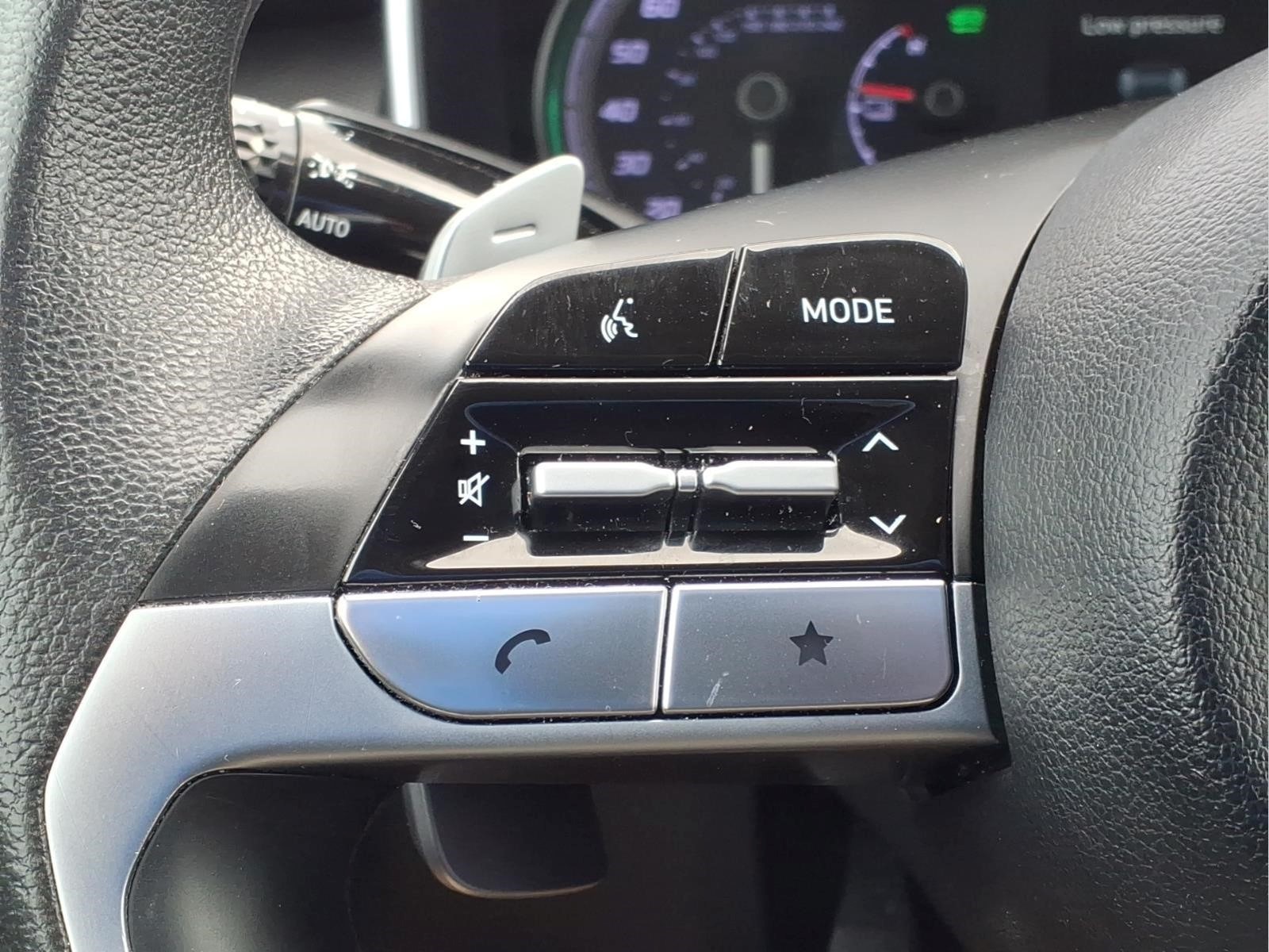 Used Car 2023 Hyundai Tucson Hybrid  Blue For Sale Under $25,000 In Bastrop, Texas