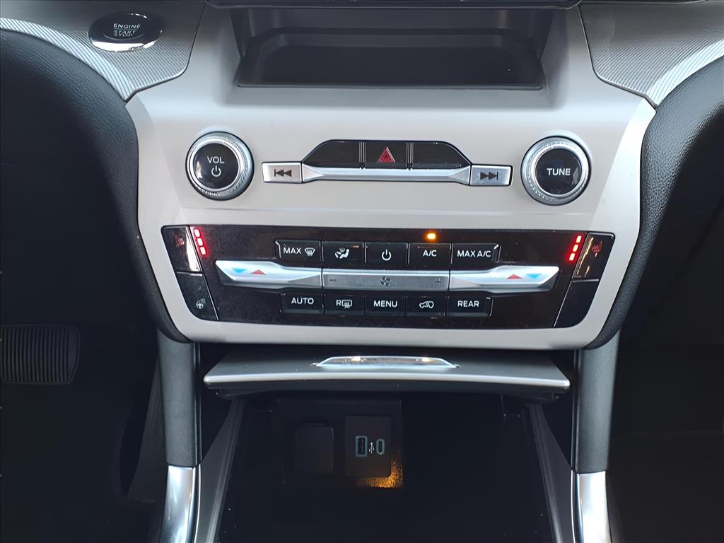 Used Car 2023 Ford Explorer  Xlt For Sale Under $30,000 In Bastrop, Texas