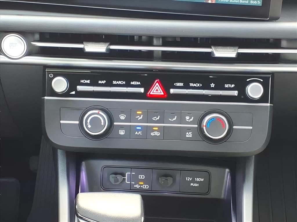 Used Car 2025 Hyundai Santa Cruz  Se For Sale Under $30,000 In Bastrop, Texas