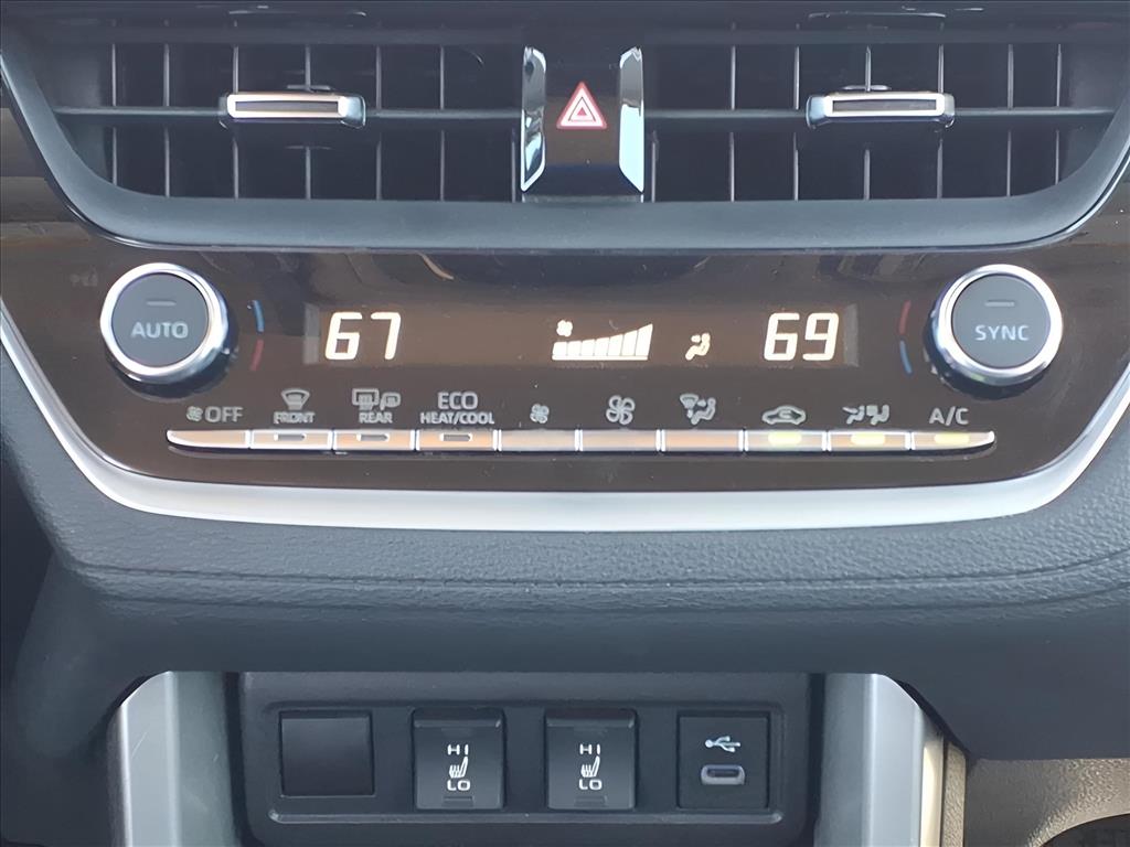 Used Car 2023 Toyota Corolla Cross  Xle For Sale Under $30,000 In Bastrop, Texas