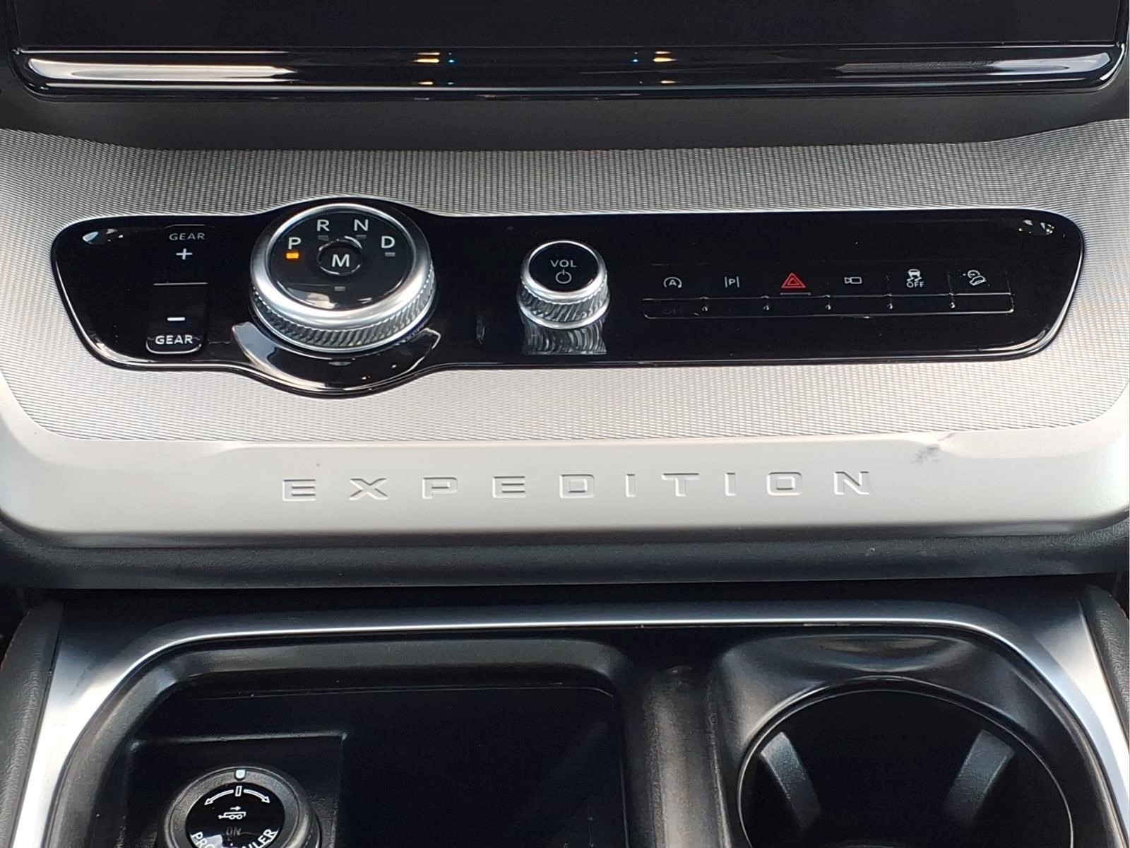 Used Car 2025 Ford Expedition  Active For Sale Under $60,000 In Bastrop, Texas