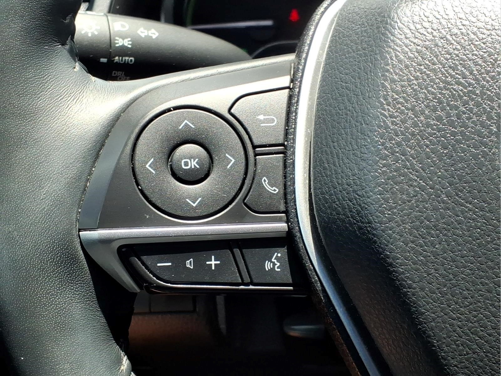Used Car 2022 Toyota Camry Hybrid  Xle For Sale Under $30,000 In Bastrop, Texas