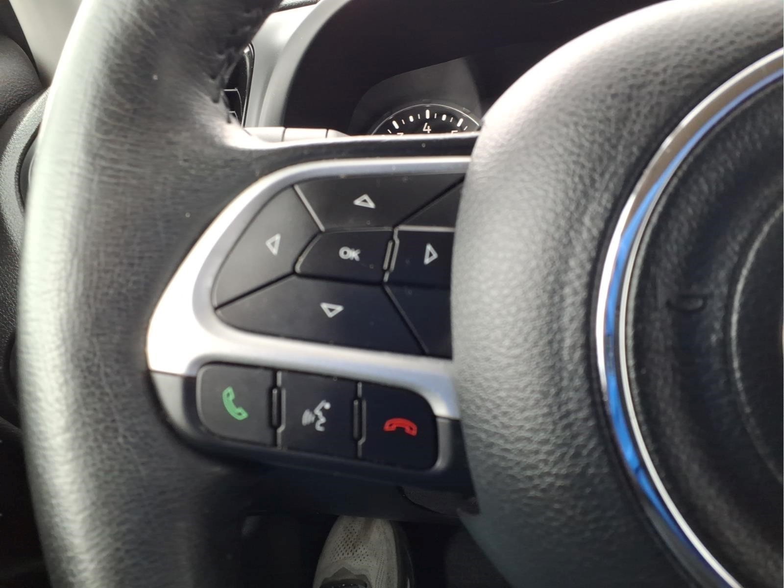 Used Car 2023 Jeep Renegade  Altitude For Sale Under $25,000 In Bastrop, Texas