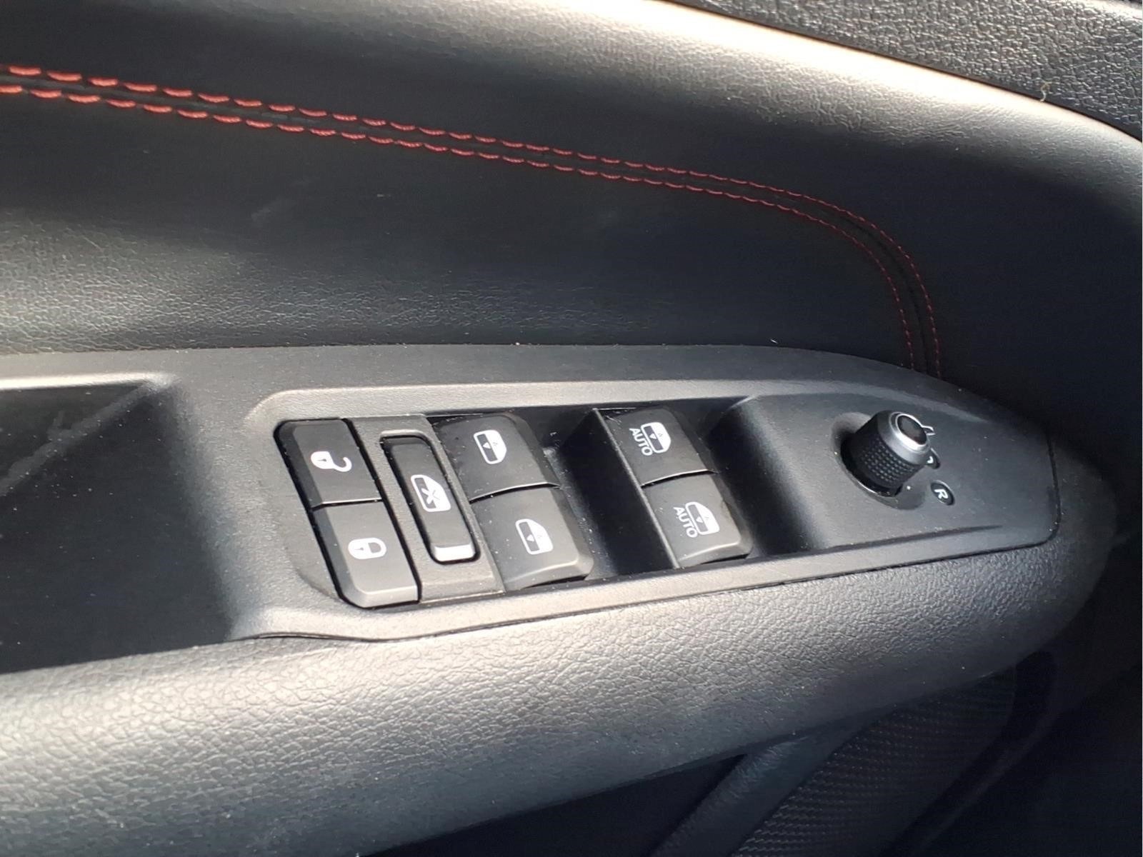 Used Car 2025 Jeep Compass  Trailhawk For Sale Under $30,000 In Bastrop, Texas