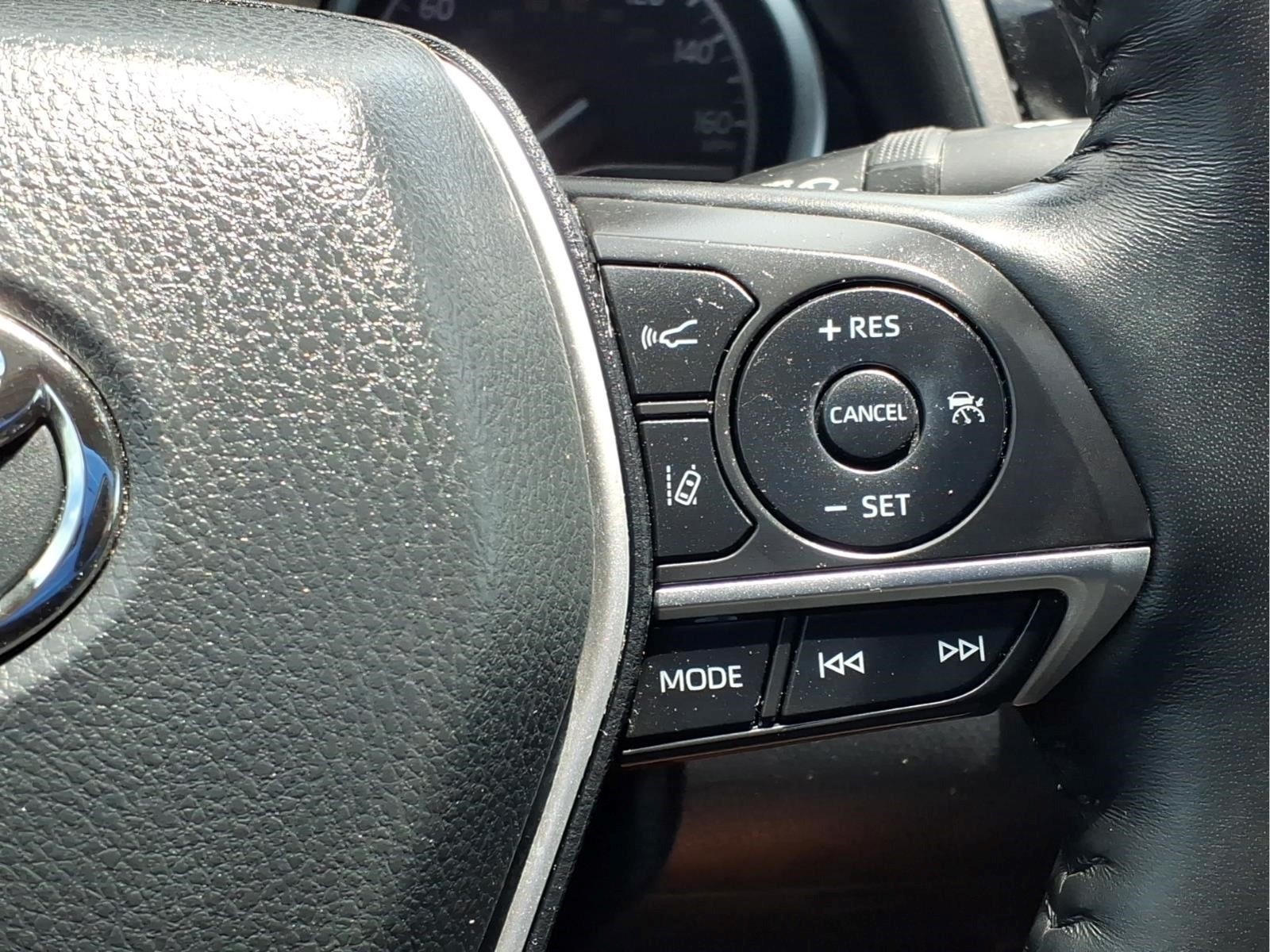 Used Car 2022 Toyota Camry Hybrid  Xle For Sale Under $30,000 In Bastrop, Texas
