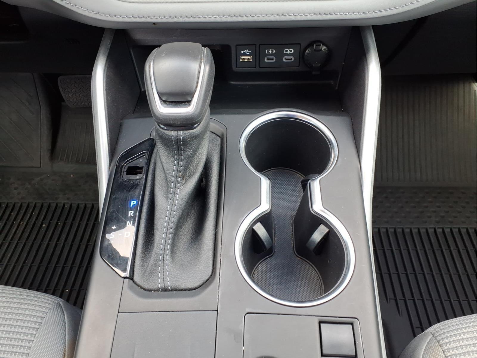 Used Car 2023 Toyota Highlander Hybrid  Le For Sale Under $35,000 In Bastrop, Texas