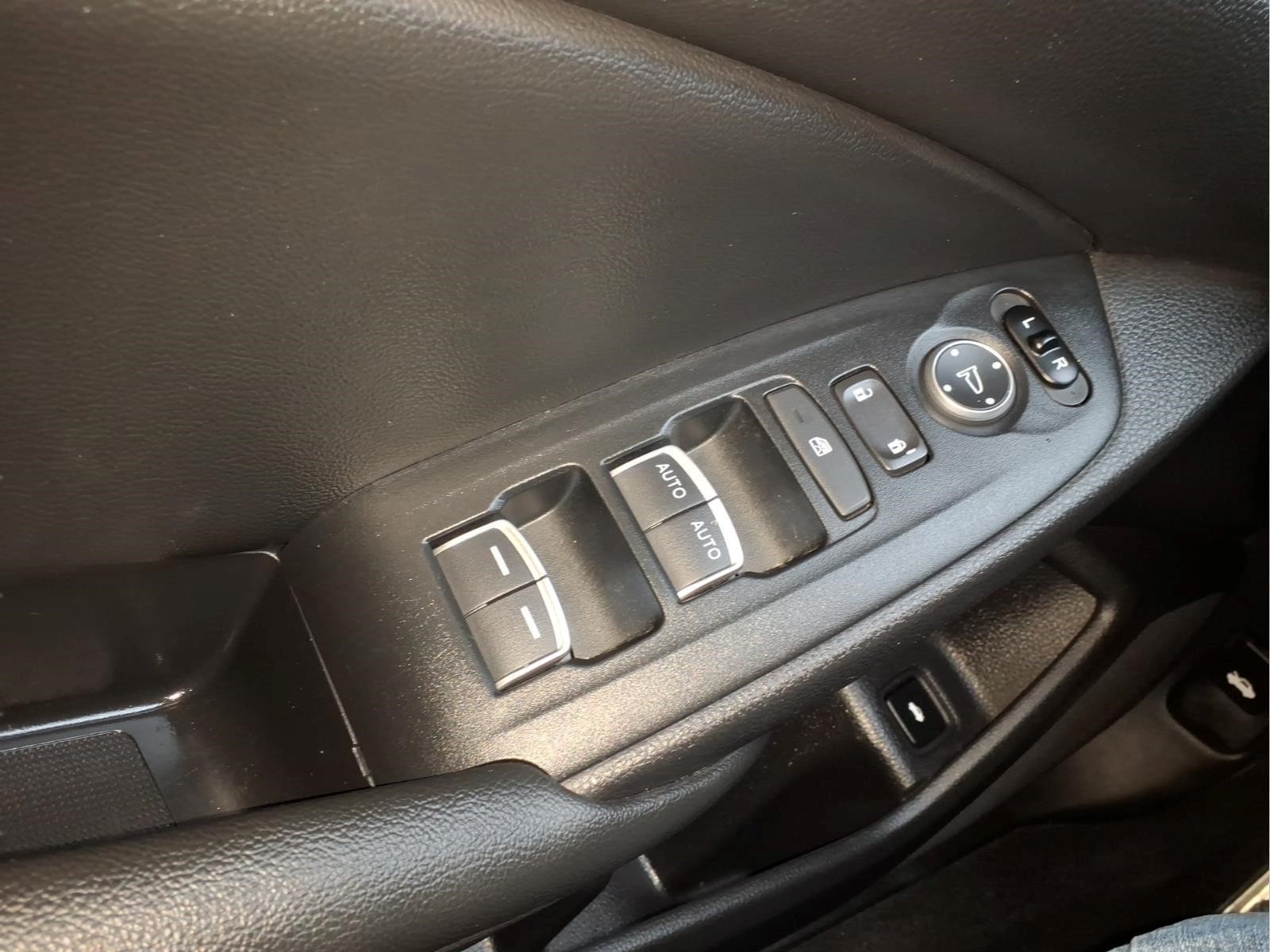 Used Car 2021 Honda Accord  Sport Special Edition For Sale Under $25,000 In Bastrop, Texas