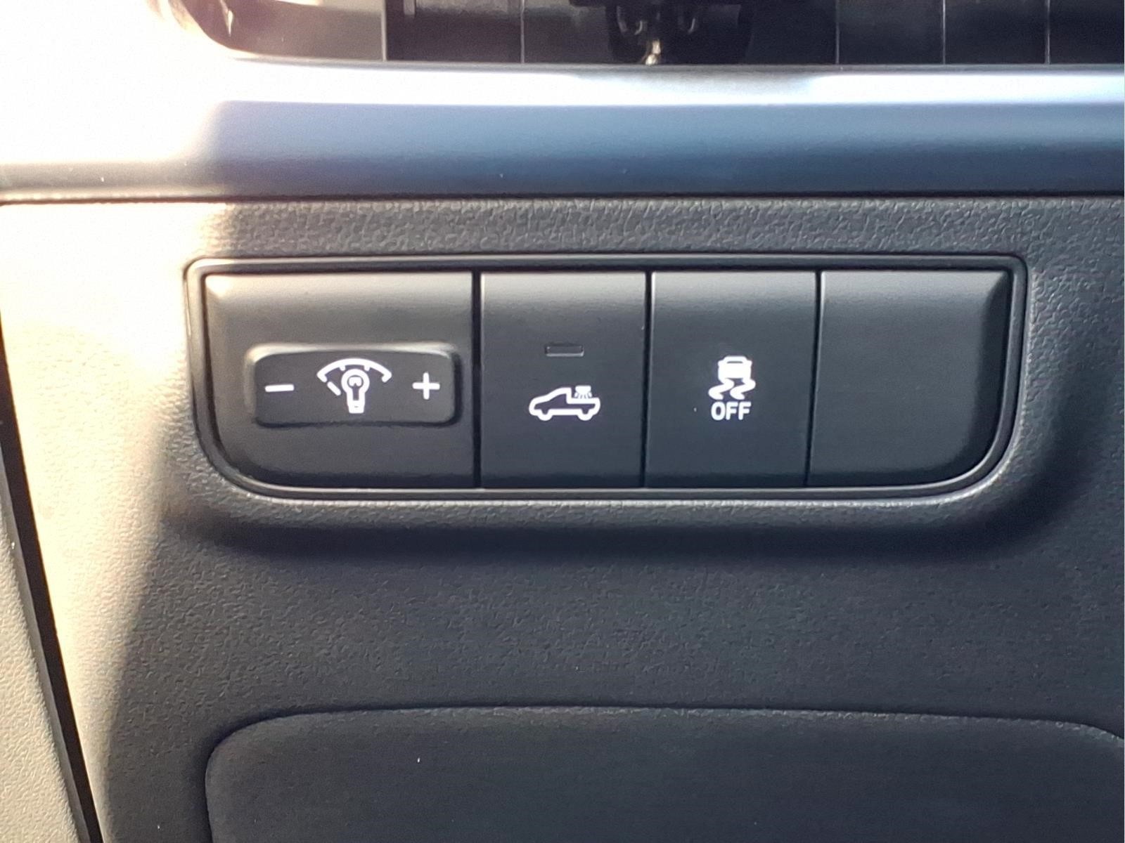Used Car 2025 Hyundai Santa Cruz  Sel For Sale Under $30,000 In Bastrop, Texas