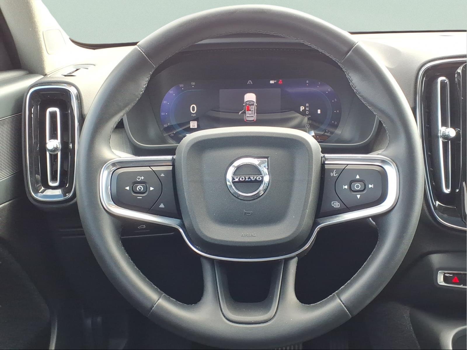 Used Car 2024 Volvo Xc40  B5 Plus Dark Theme For Sale Under $30,000 In Bastrop, Texas