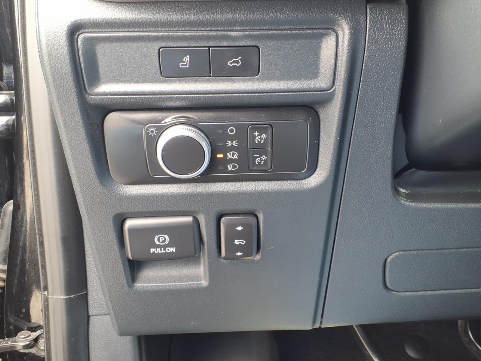 Used Car 2022 Ford Expedition Max  Xlt For Sale Under $40,000 In Bastrop, Texas