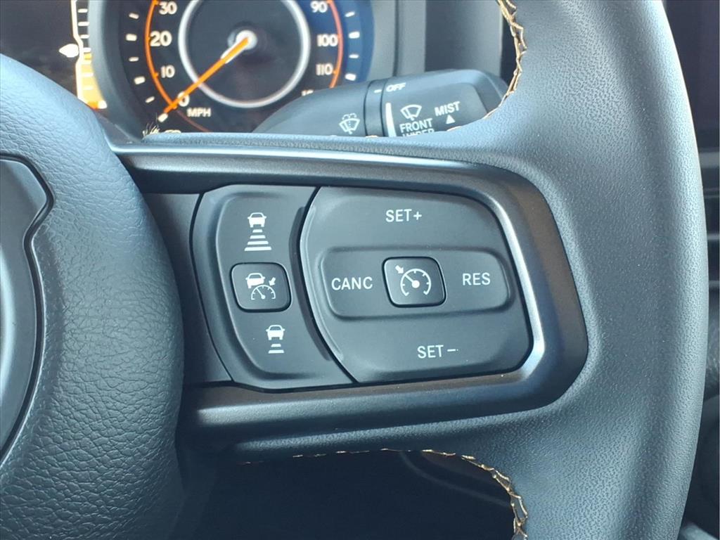 Used Car 2024 Jeep Gladiator  Willys For Sale Under $40,000 In Bastrop, Texas