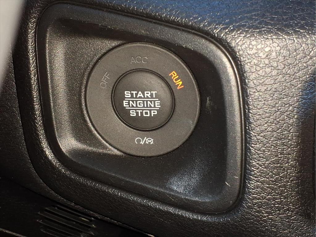 Used Car 2024 Jeep Gladiator  Willys For Sale Under $40,000 In Bastrop, Texas