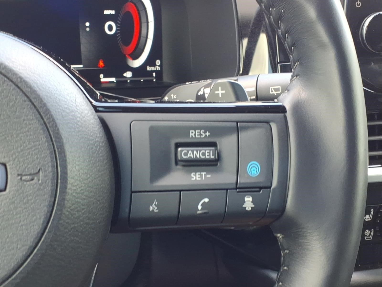 Used Car 2024 Nissan Pathfinder  Platinum For Sale Under $40,000 In Bastrop, Texas